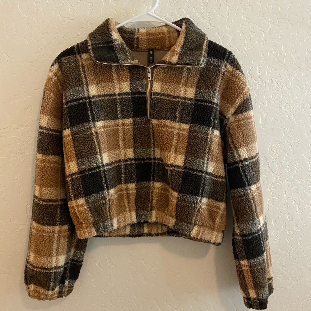 brown pullover